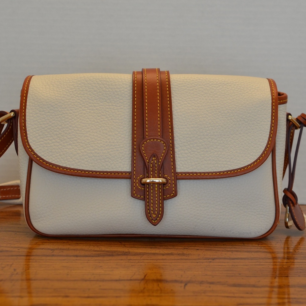Dooney & Bourke Essex shoulder bag